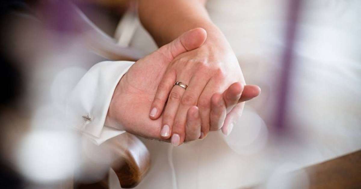 Үйлену тойындағы оқыс оқиғадан кейін жігіт қалыңдығын ұмытып қалды