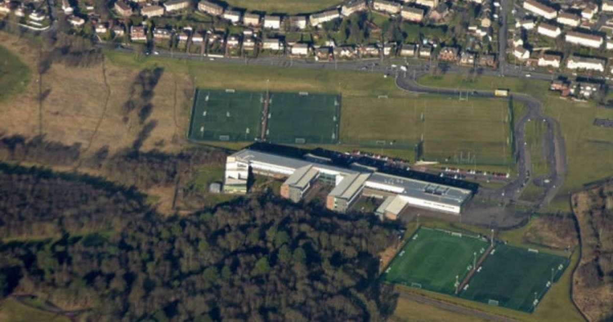 Қойма орнына салынған мектеп мұғалімдерінен қатерлі ісік ауруы байқала бастаған