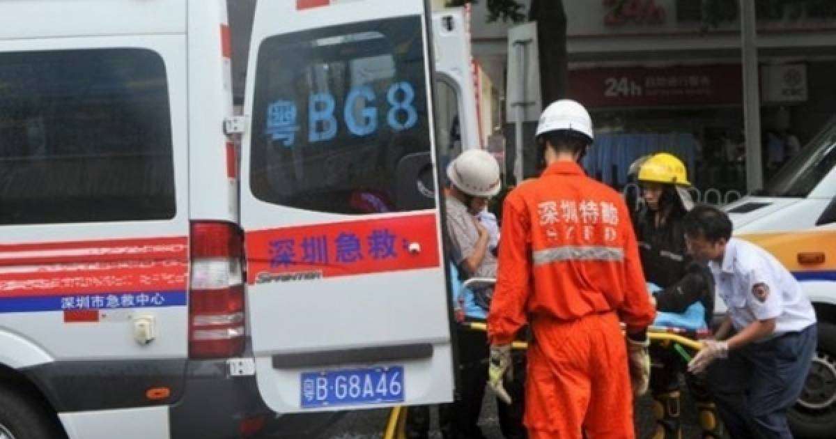 Көлік толы көпір құлаған |