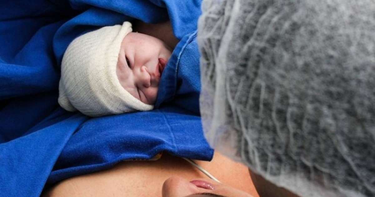 10 жыл комада жатқан әйел дүниеге бала әкелген