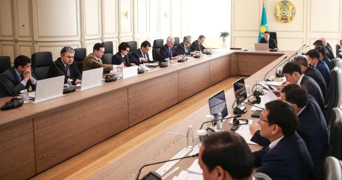 政府总理马明召开会议讨论引资问题