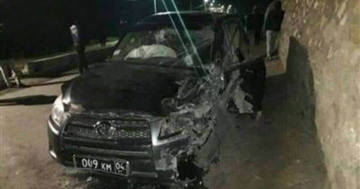 Шекара офицері жолаушы көлігін қағып, екі адам көз жұмды