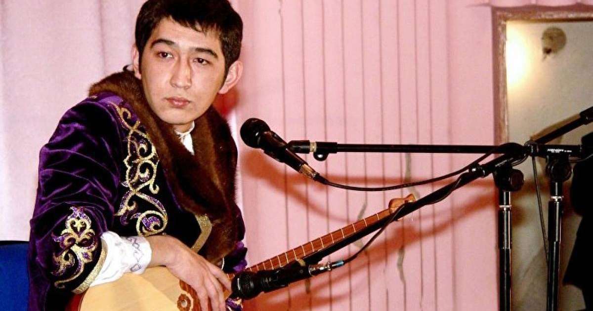 өмірбаяны, айтыстары, өлеңдері, әндері, отбасы, Димаш туралы, 91 тобы