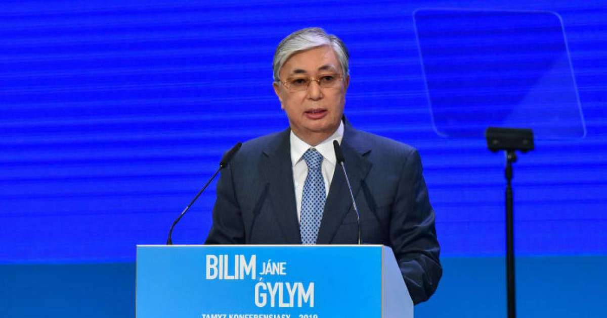 Тоқаев ағылшын тілін оқытуды 2-3 немесе 5-сыныптан бастауды ұсынды