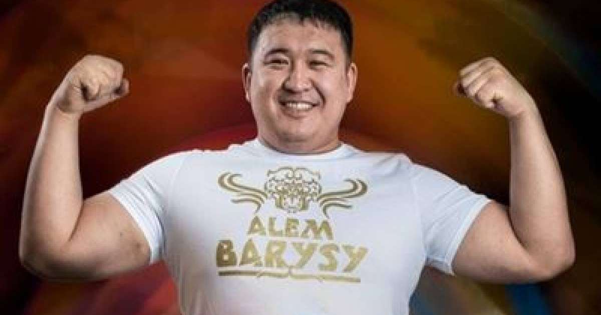 Айбек Нұғымаров екі дүркін «Әлем барысы» атанды