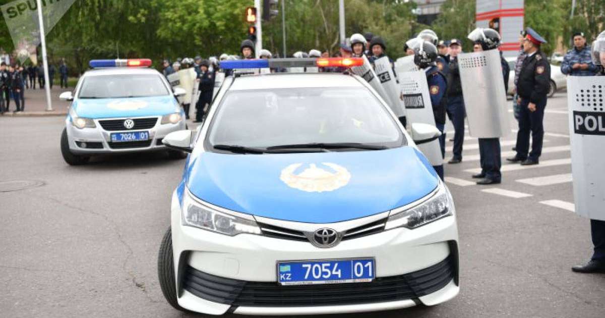 Митингіге шыққан 200 адамды басқа қалаларға апарып тастадық – Қожаев