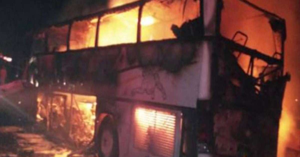 沙特一载有朝圣者的巴士与卡车相撞致35人死亡