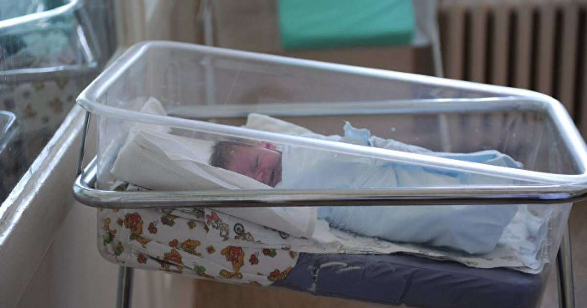 Он жыл бойы комада жатқан әйел дені сау бала туды