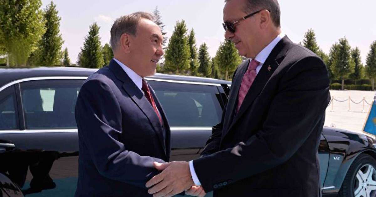 Түркия президенті Назарбаевқа қоңырау шалды