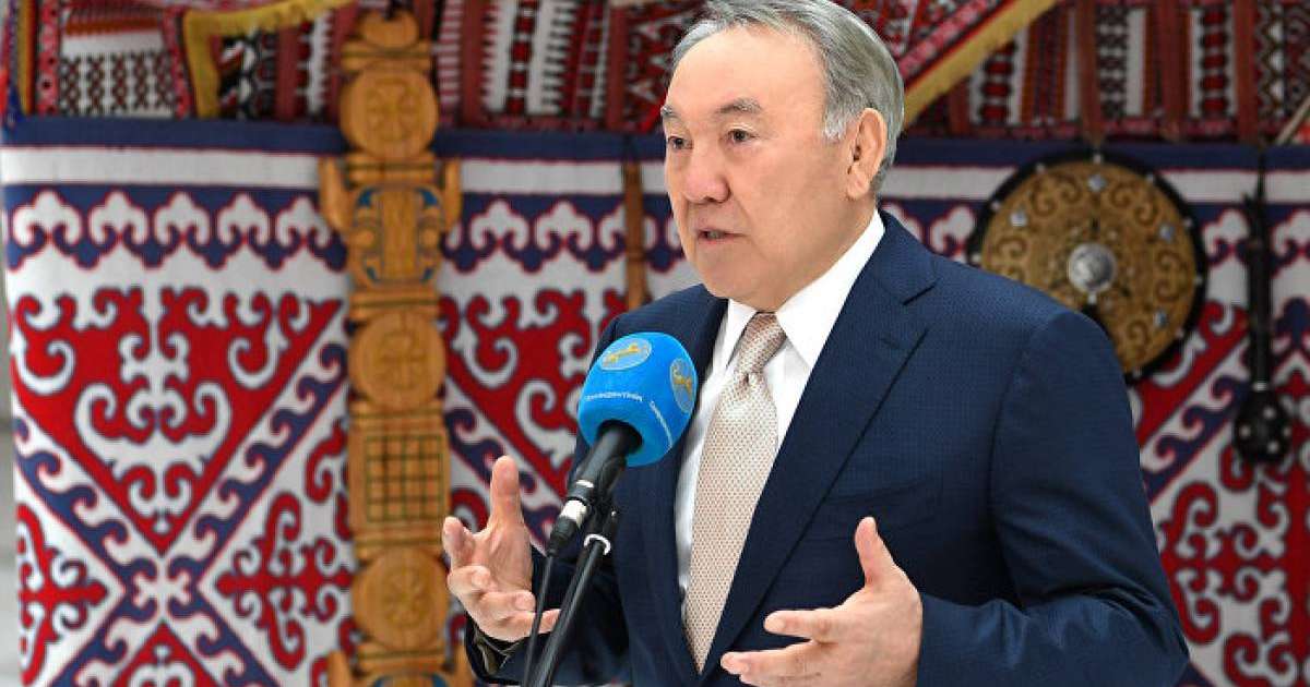 Назарбаев қазақстандықтарды Алғыс айту күнімен құттықтады