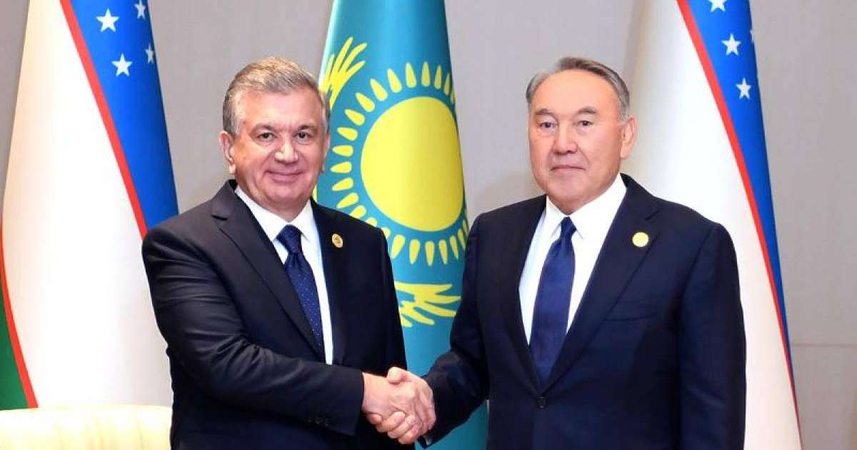 首任总统会见乌兹别克斯坦总统米尔济约耶夫