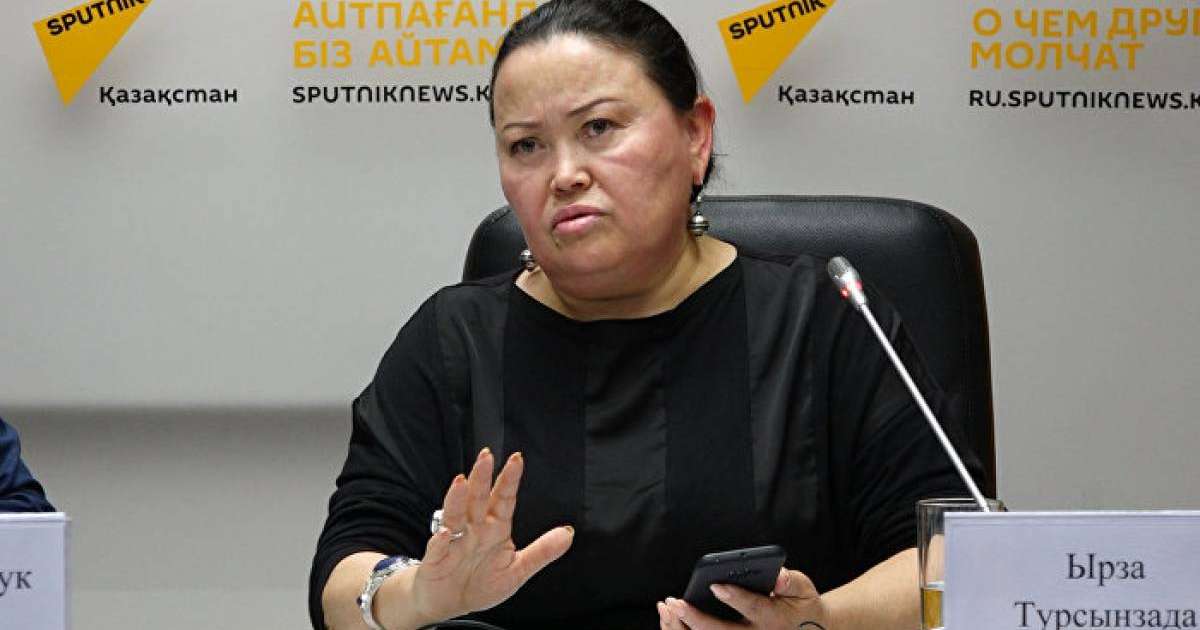 Белгілі этнодизайнер тойдағы сұмдықты жайып салды