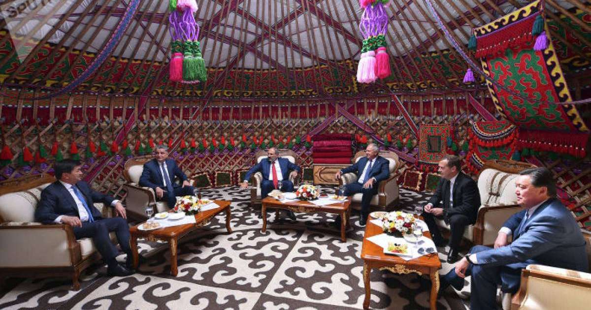 ЕАЭО елдерінің отырысы киіз үйде өтті