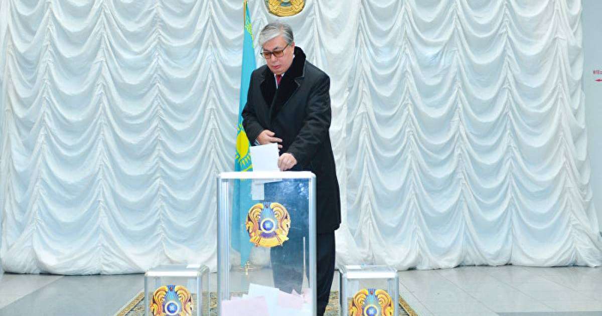 Қазақстанда сайлау өтіп жатыр: Қасым-Жомарт Тоқаев дауыс берді