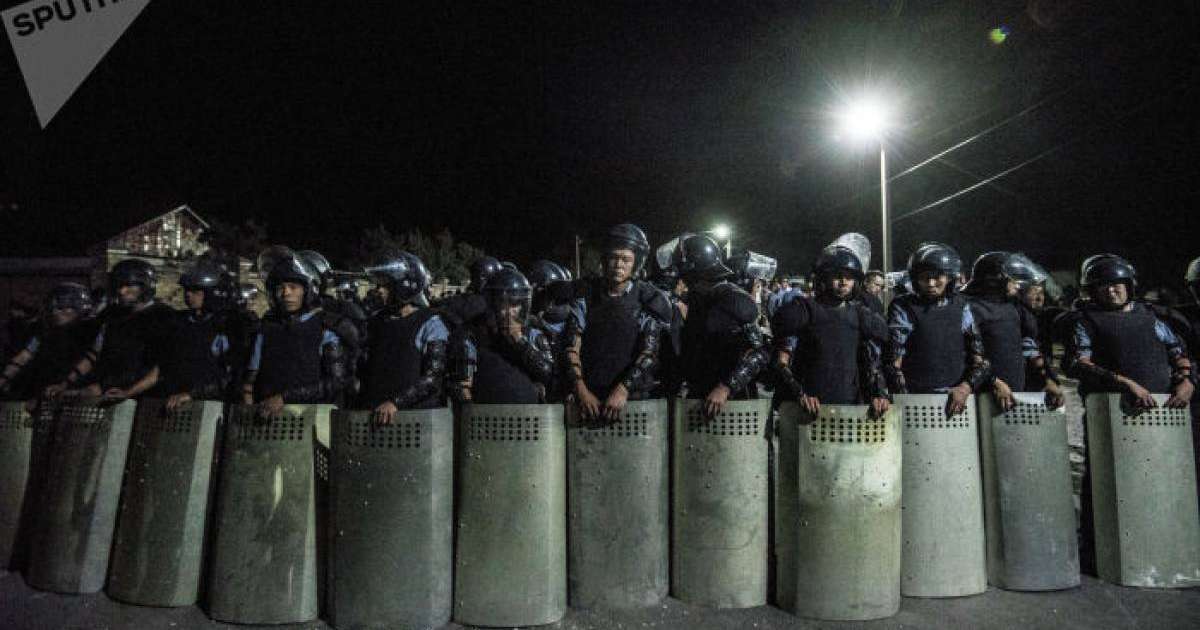 Жээнбеков Атамбаевтың үйіне жасалған шабуылға қатысты түсініктеме берді