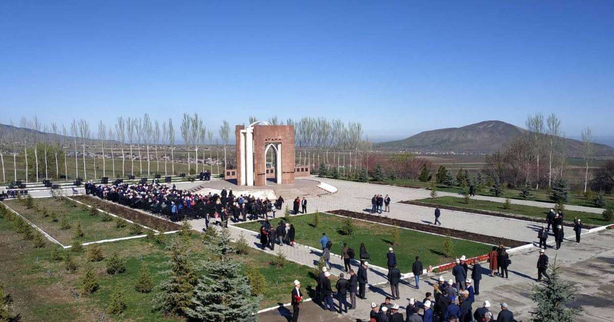 Қырғызстанда Сәуір төңкерісінде қаза тапқандарды еске алды