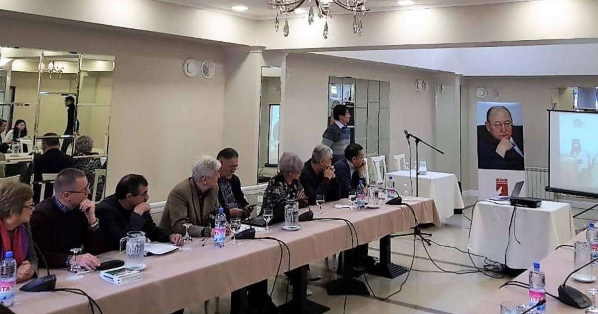 Алматыда Алтынбек Сәрсенбайұлын еске алды