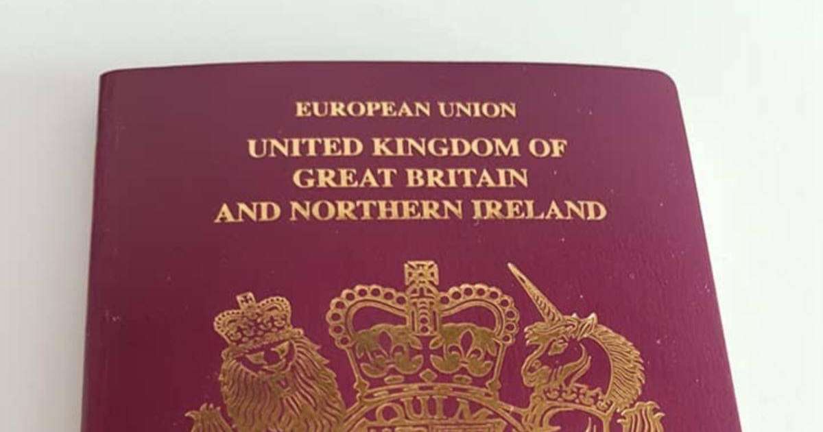 Ұлыбританияда "Еуропа одағы" деп жазылмаған төлқұжаттар бере бастады