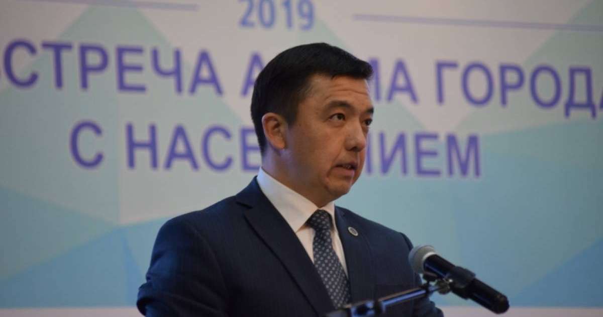 Ақтөбеде әкіммен кездесуге келген көпбалалы аналар шу шығарды (фото)