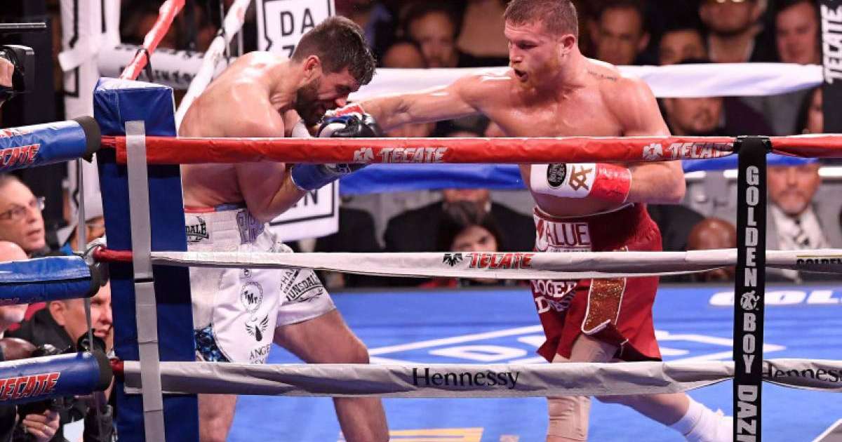 Альварес түрлі салмақтарда жұдырықтаса алады