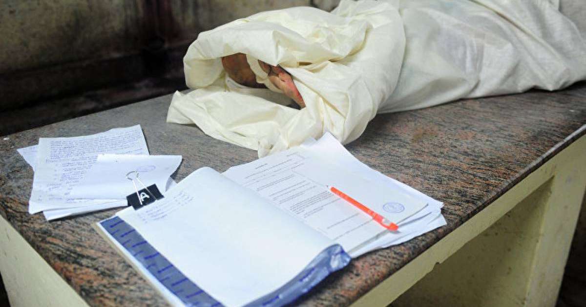 мейрамхананың астынан адамның мәйіті табылды