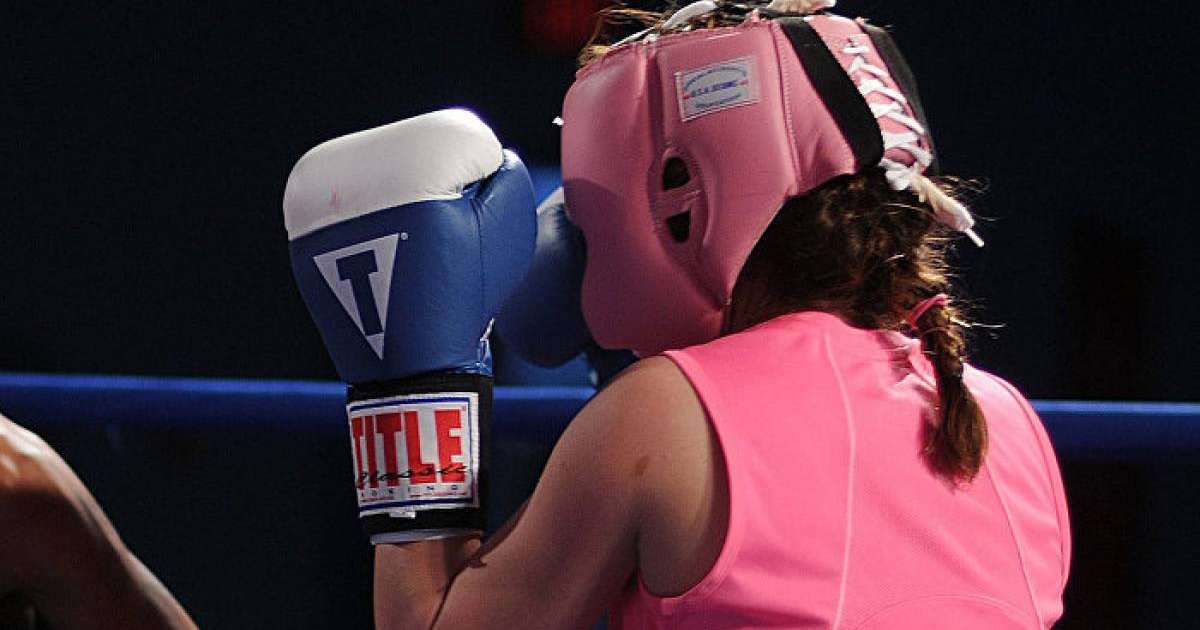 Қазақстанда туған әлем чемпионы қарсыласын қас қағым сәтте нокаутқа түсірді – видео