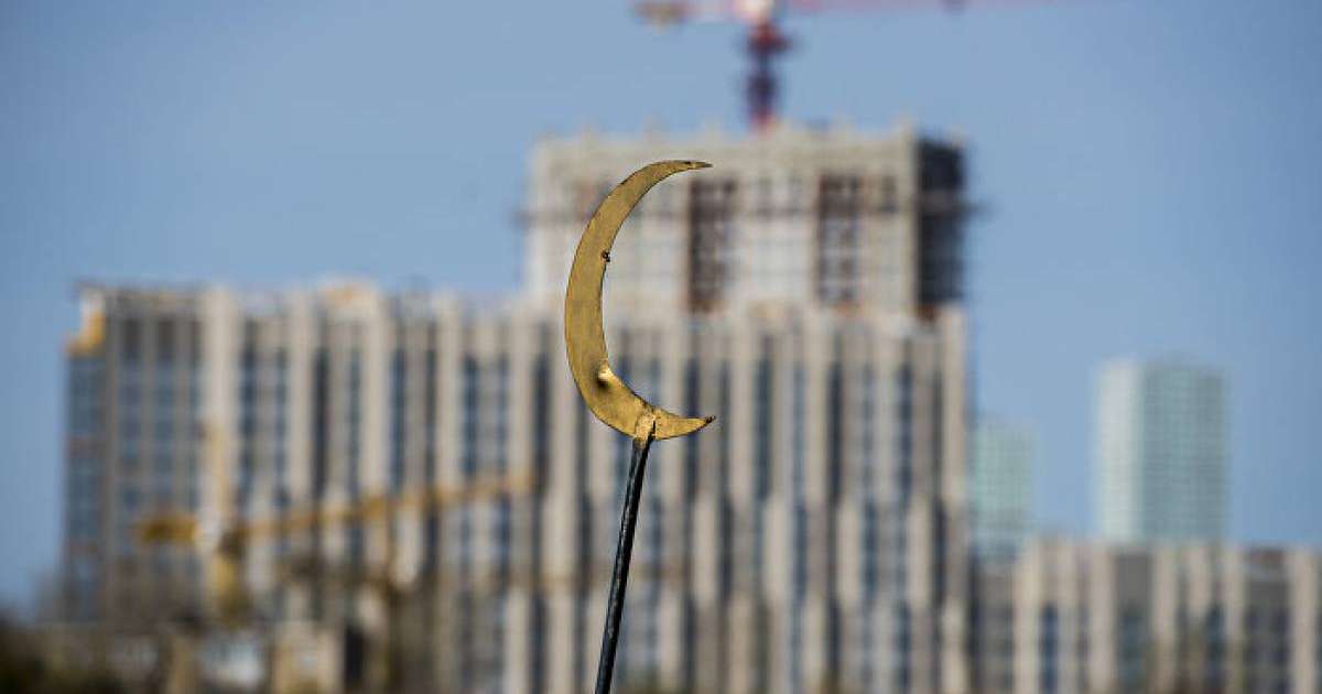 Атырауда өзбек әйелдің көрпеге ораулы денесі табылды