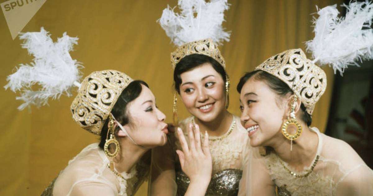 Кеңес дәуіріндегі қазақ арулары: 50 жыл бұрын ел аузында жүрген сұлулар - фото