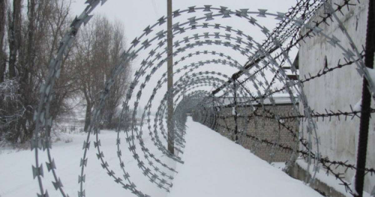 Алматы облысында қамауда отырғандар бақылаушымен төбелесті