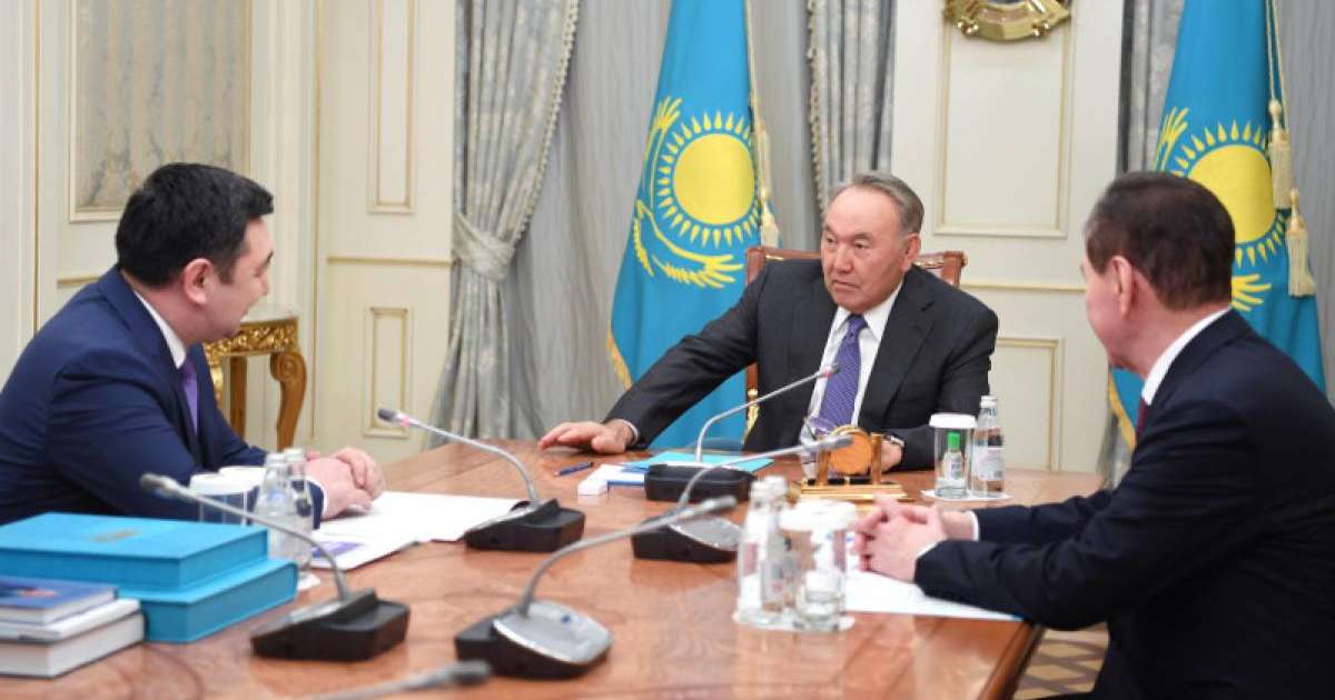 纳扎尔巴耶夫接见国际突厥研究院院长