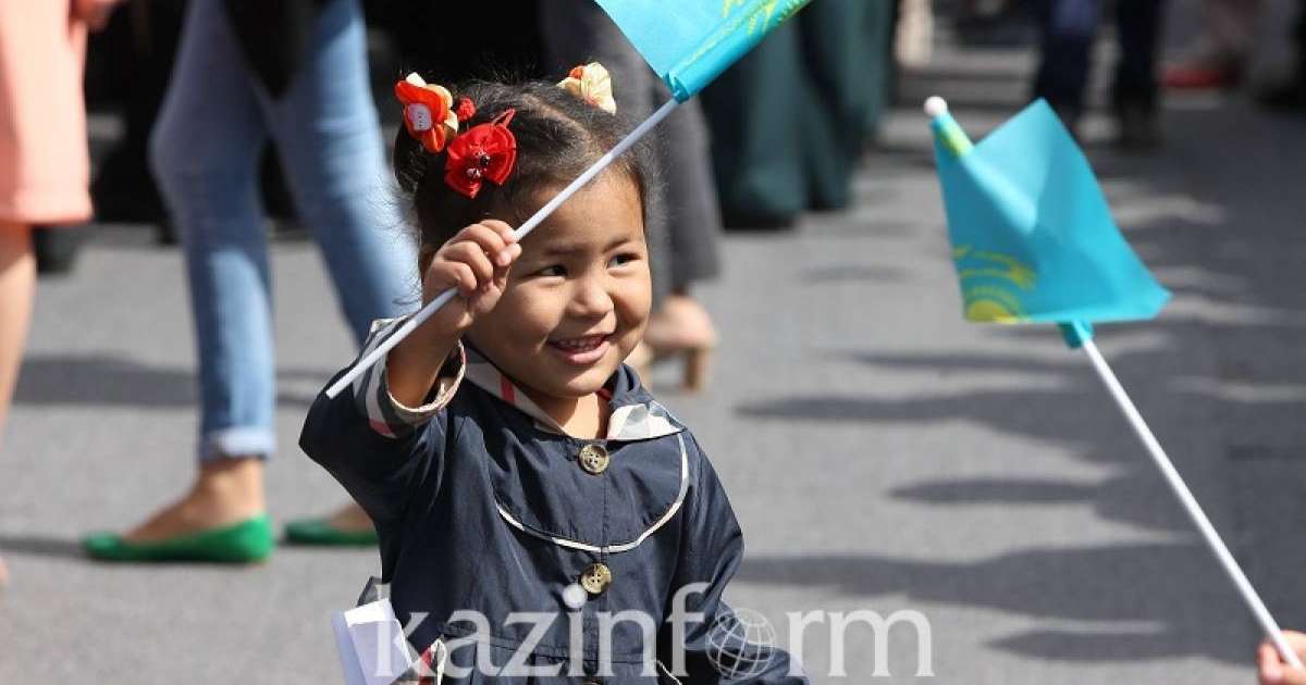 哈萨克斯坦上班族将在五月休息多少天？