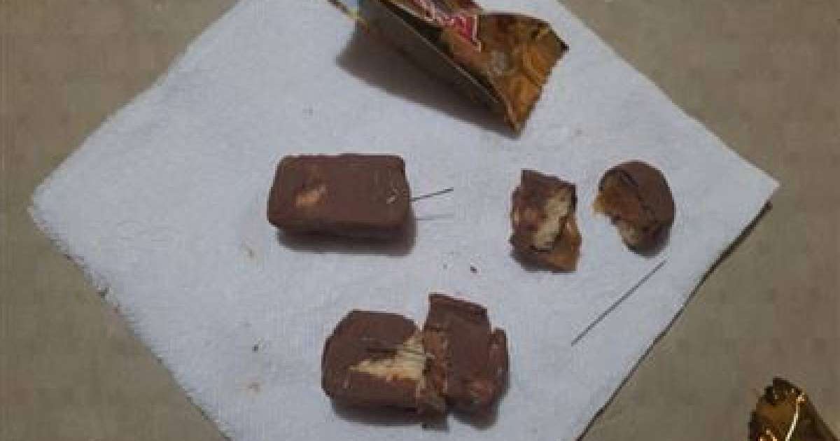 11 жасар қыз Хэллоуиндегі кәмпиттерге инелер салған