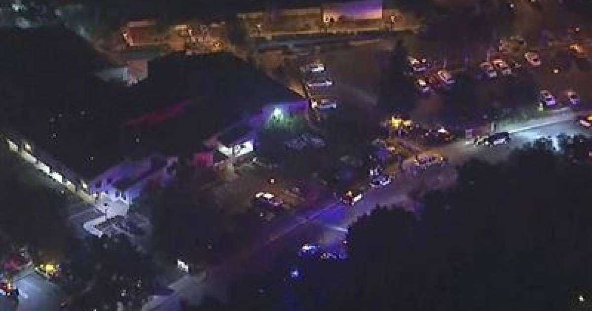 Қала ішіндегі атыс: 11 адам жарақат алды