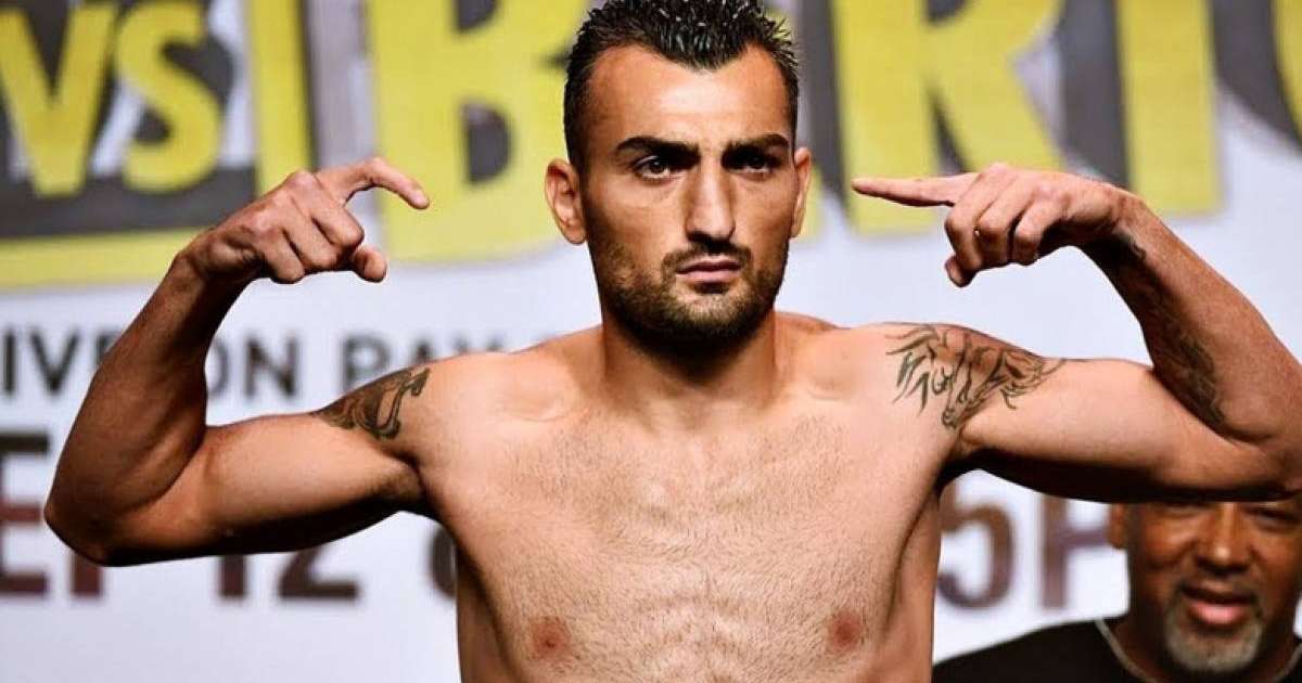 Ванес Мартиросян нокаутқа түскен соң боксты қойып кетті