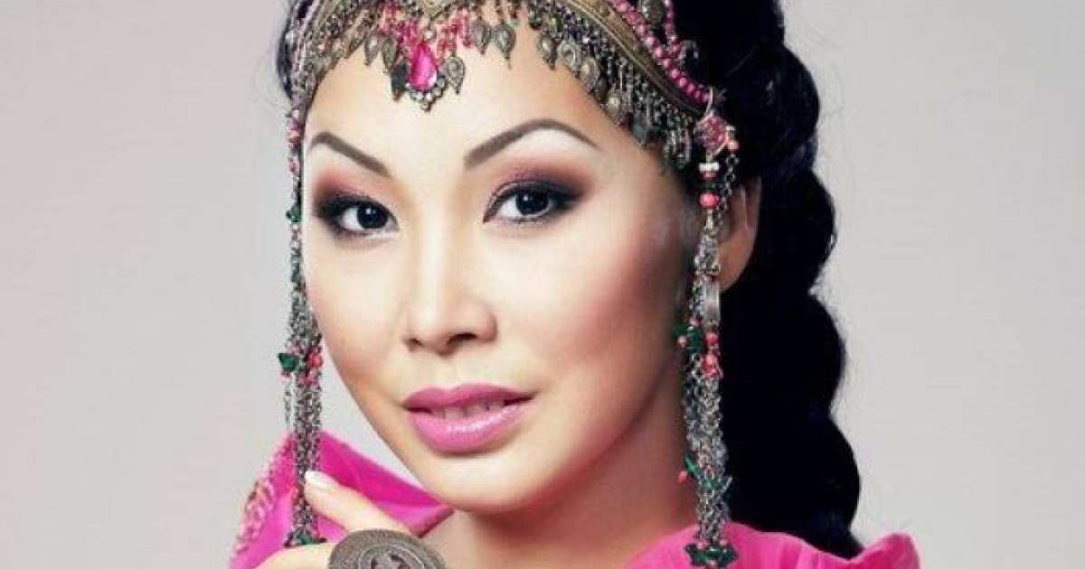 Аяулы ана минус Қарақат Әбілдина скачать текст песни