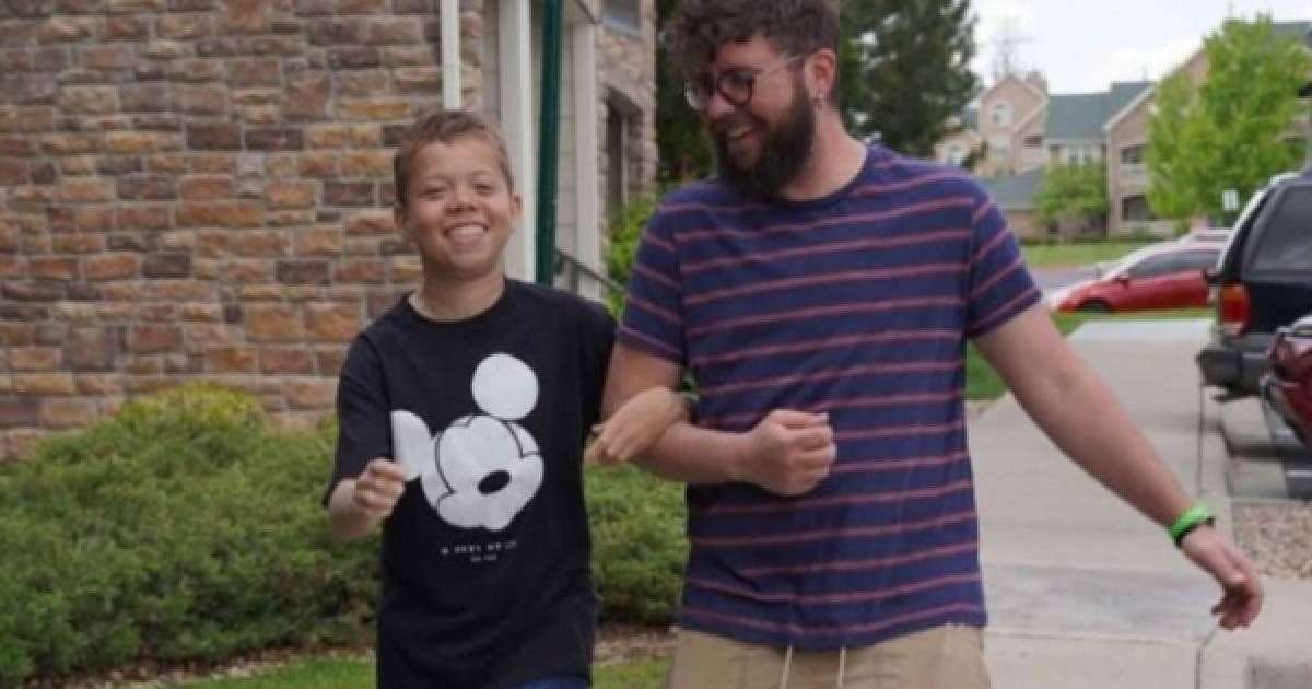 ​Мұғалім науқас баланы асырап алып, оның өмірін құтқарып қалды