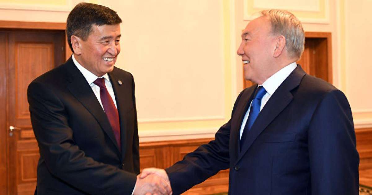 Нұрсұлтан Назарбаев пен Сооронбай Жээнбеков телефон арқылы сөйлесті