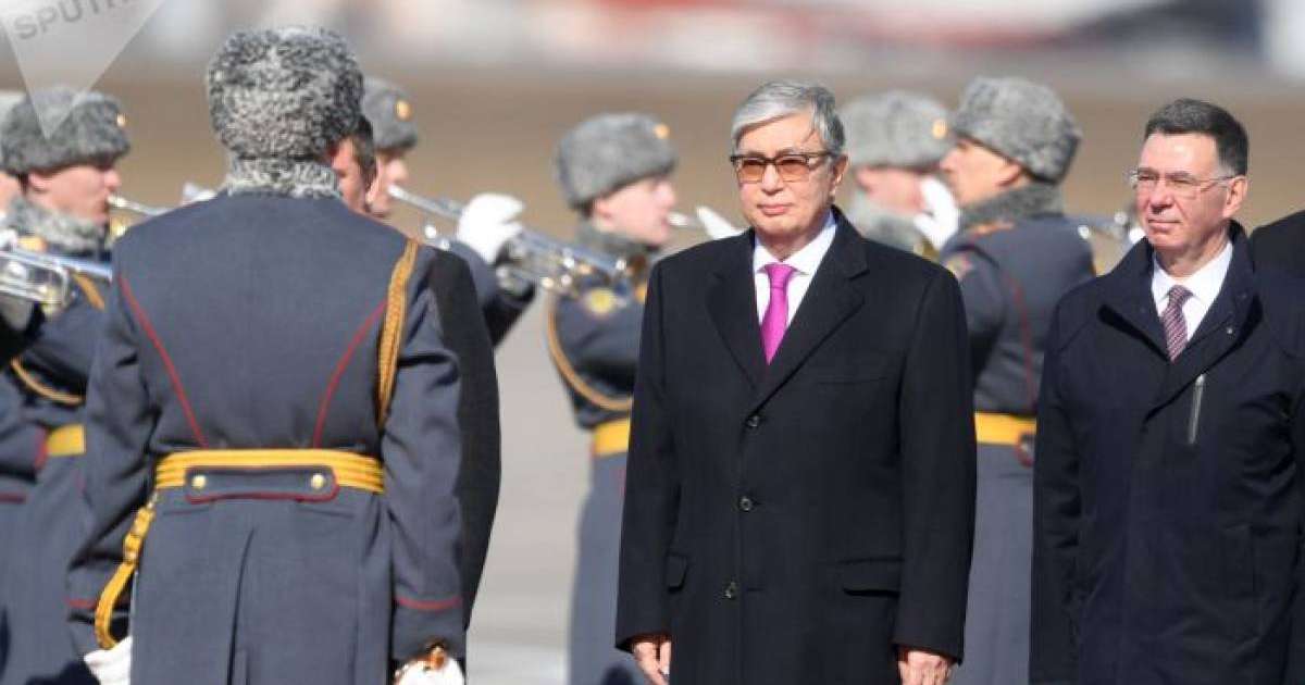 Тоқаевты неге Путин қарсы алмады? Абаев қызу талқыға түскен жайтты түсіндірді