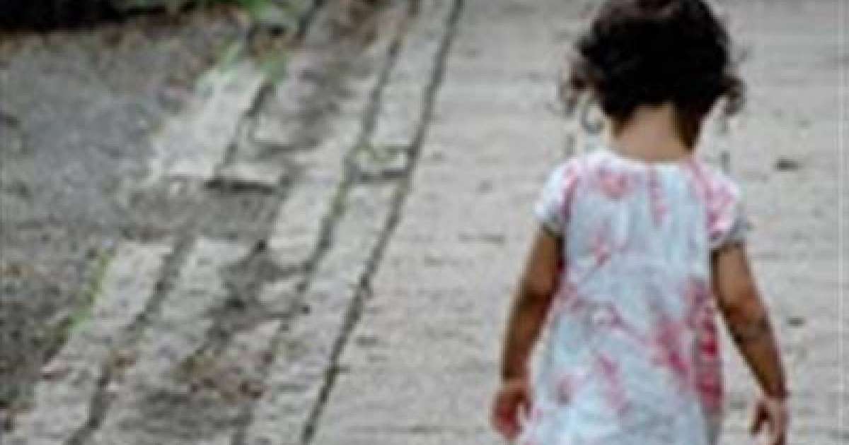 Балабақшадан қашып кеткен 4 жасар қызды полицейлер тауып алды