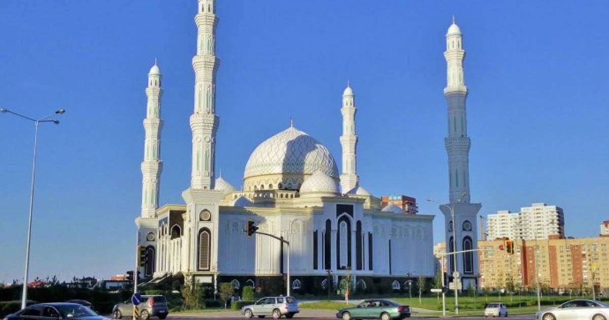 Әзірет Сұлтан мешіті қайғы жамылған отбасына 1 тәулікте 13 млн теңге жинады