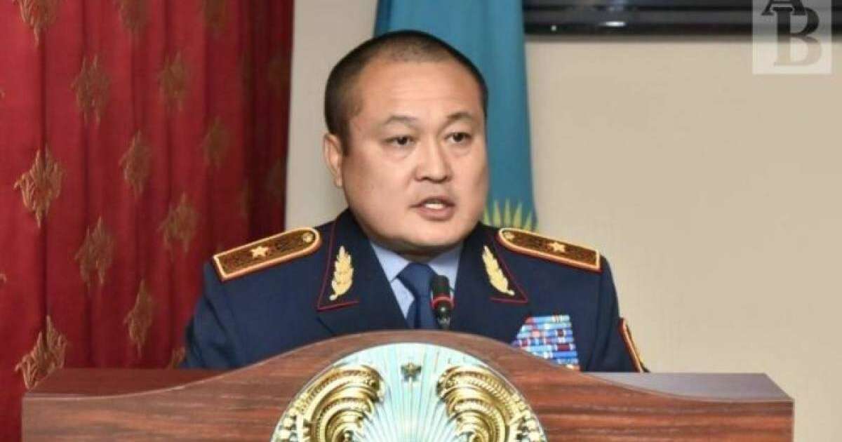 Махамбет Әбісатов өз еркімен жұмыстан кетті