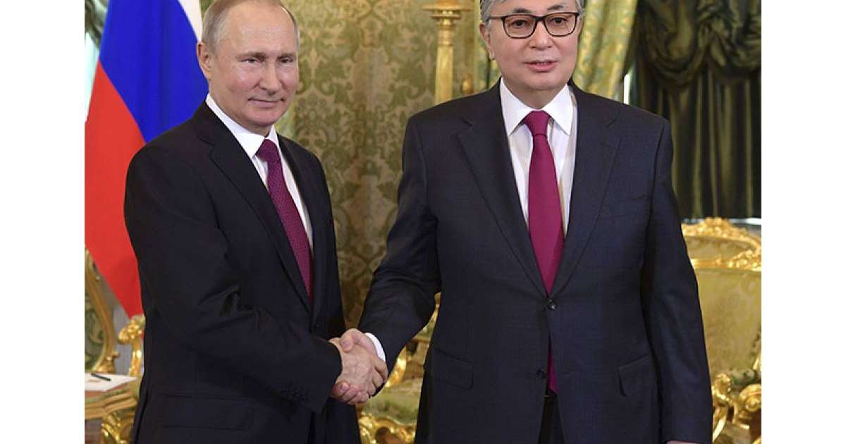 哈萨克斯坦总统与俄罗斯总统发表联合声明