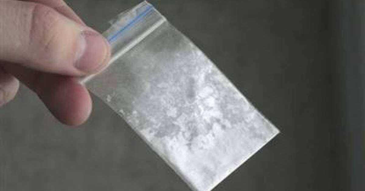 Ер адам есірткіні дорбасымен жұтып қойған