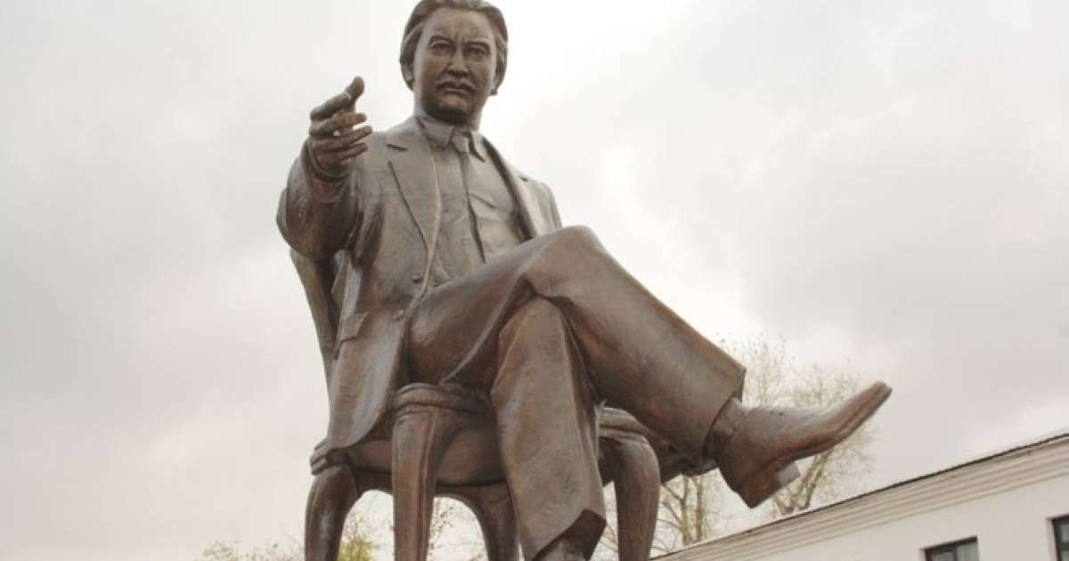 Қазақша өлең: Қалижан Бекхожин (Сәріде гүл ектім)