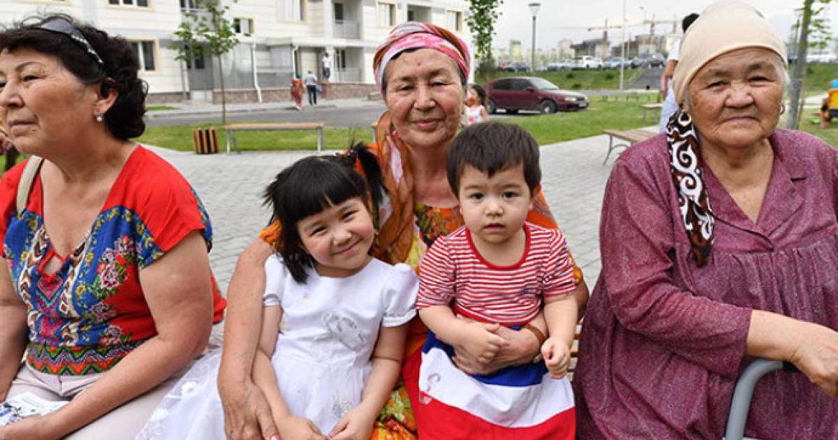 "Бақытты отбасы" қоғамдық қорынан кімдерге көмек көрсетіледі