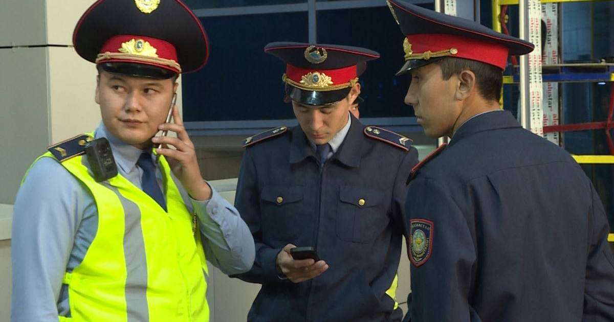 "Нұр Отан" съезінің қарсаңында белсенділерді полиция шақыртып жатыр  