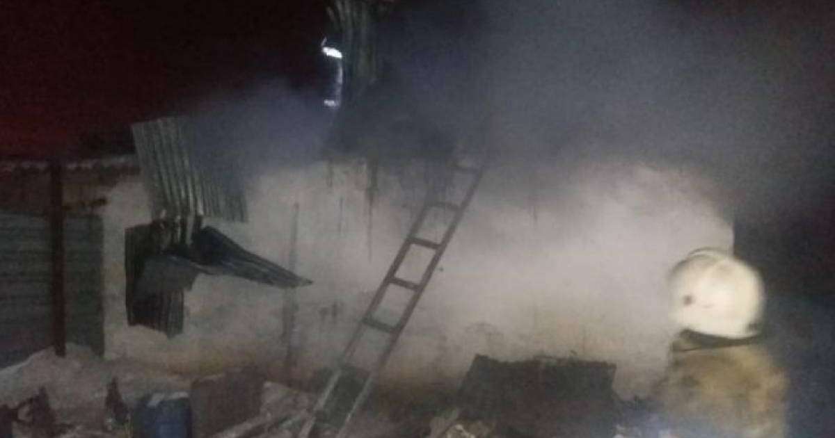 Балалардың ата-анасы түнгі жұмыста болған