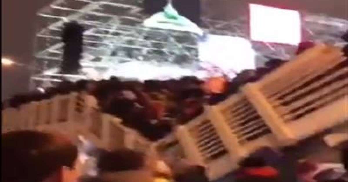 Жаңа жыл түні көпір опырылып құлап, бірнеше адам жараланды