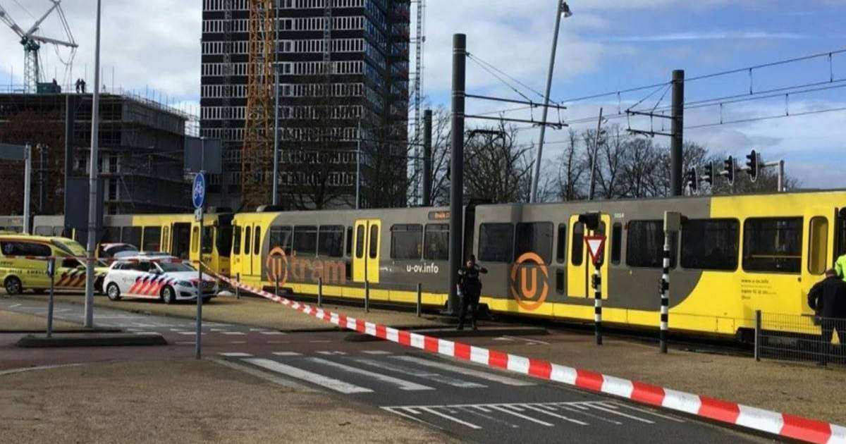 Утрехте трамвайға шабуылдан бірнеше адам жараланды