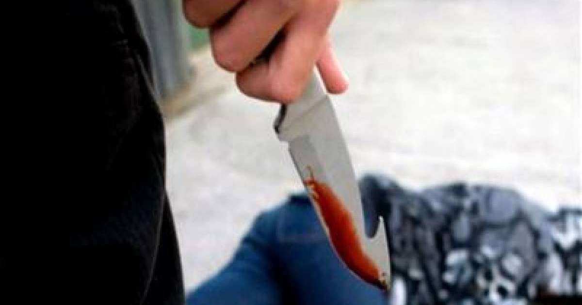 Жезқазғанда ер адам әйелді күрекпен ұрып, пышақтап тастады